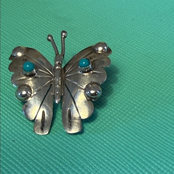 Vintage 9.25 Mexico Elegant Sterling Silver Butterfly Brooch with Turquoise - Picture 2 of 6